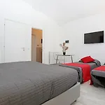 Houspitality Nero 3* Рим