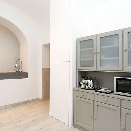 Bed & Breakfast Houspitality Nero Rom