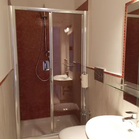 Houspitality Nero 3*