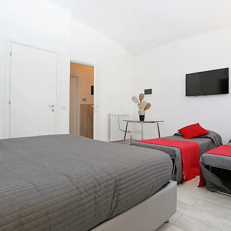 Houspitality Nero 3* Roma