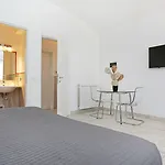 Panzió Houspitality Nero